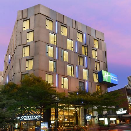 Holiday Inn Express Bangkok Sukhumvit 11, An Ihg Hotel Zewnętrze zdjęcie