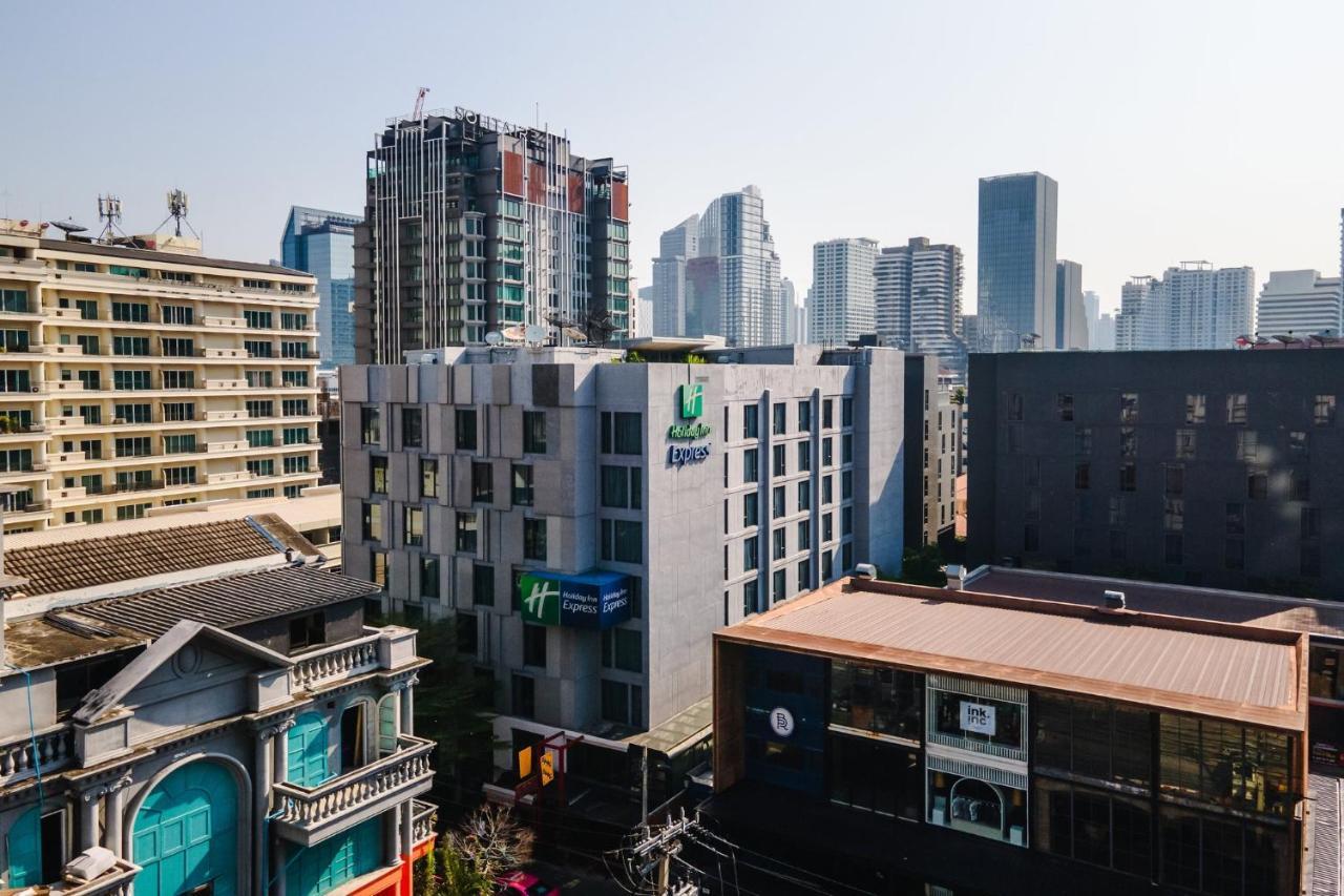 Holiday Inn Express Bangkok Sukhumvit 11 By Ihg Zewnętrze zdjęcie